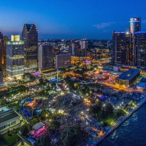 wsi-imageoptim-Hart-Plaza-at-Night_Vito-Palmisano